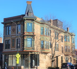 2350 W Belle Plaine Ave Unit 1R, Chicago, IL 60618
