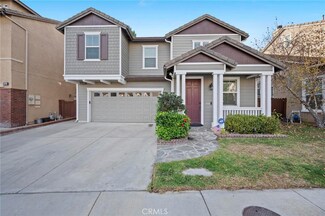 2455 Amelia Ct, Signal Hill, CA 90755