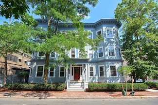 28 Inman St Unit 4, Cambridge, MA 02139