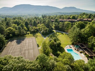 23 Murray Hill Heights Rd Unit 39, Manchester Center, VT 05255