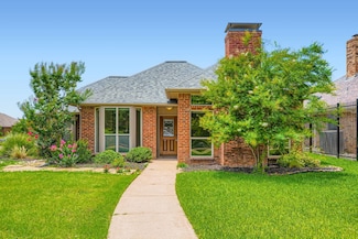 3601 Foxboro Ln, Carrollton, TX 75007