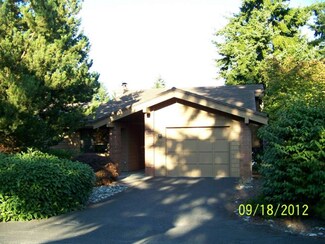 70 Bluffs Ln, Port Townsend, WA 98368
