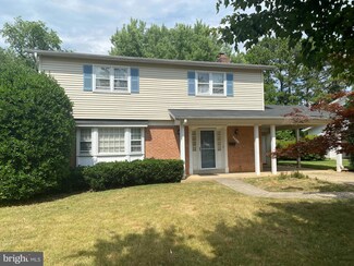 8411 Victory Ln, Potomac, MD 20854
