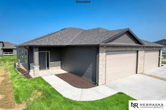 7005 Claystone Dr, Lincoln, NE 68521