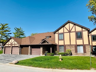 1655 Dover Ct Unit A, Wheaton, IL 60189