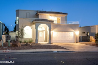979 Flora Vista Dr, Las Cruces, NM 88007