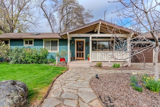 991 Terra Ave, Ashland, OR 97520
