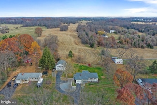 5383 Shepherdstown Rd, Martinsburg, WV 25404