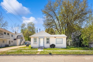 1011 9th St S, Nampa, ID 83651