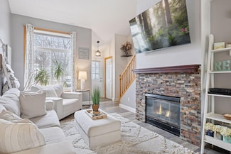 8770 Benson Way Unit 82, Inver Grove Heights, MN 55076