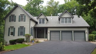 3 Ennis Ct, Bolingbrook, IL 60440