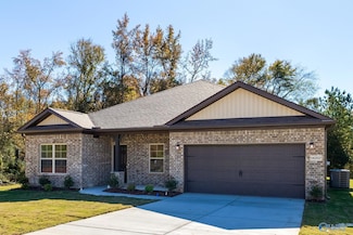 14207 Water Stream Dr, Harvest, AL 35749