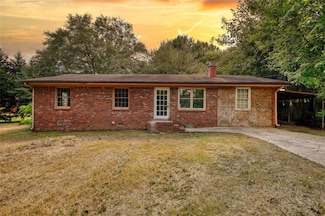 4062 Donna Ln, Loganville, GA 30052