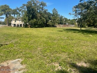 2101 Edgewood Dr, Other, MS 39568