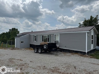 27019 Iowa 2, Moulton, IA 52572