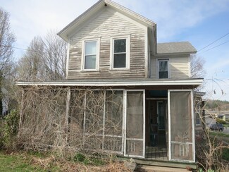 181 Main Rd, Williamsburg, MA 01096