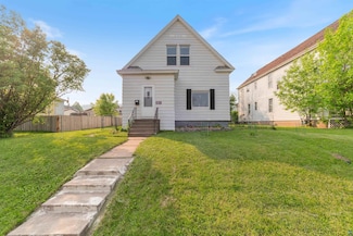 3805 Grand Ave, Duluth, MN 55807
