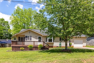 114 Augusta St, Easley, SC 29640