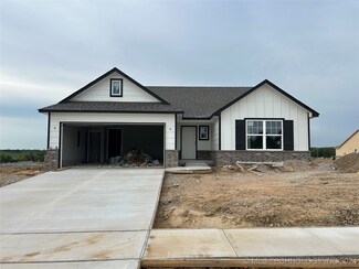 3905 E Montpelier St, Broken Arrow, OK 74014