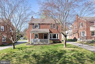 812 E Haverford Rd, Bryn Mawr, PA 19010