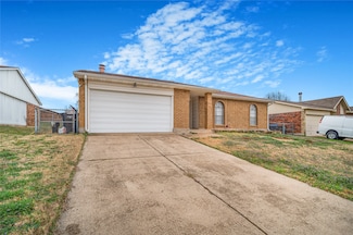 1324 Whittenburg Dr, Fort Worth, TX 76134