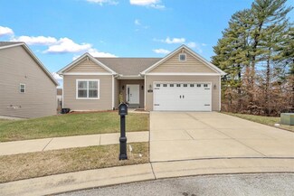 1448 Fairwood Dr, Belleville, IL 62220