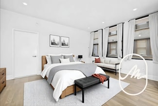 15 Park Row Unit 15G, New York, NY 10038