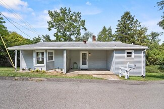 111 Kidder Ln, Canonsburg, PA 15317