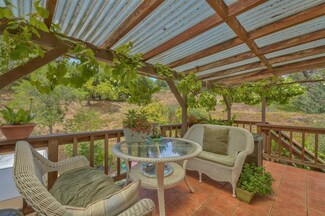 6874 Valle Pacifico Rd, Salinas, CA 93907