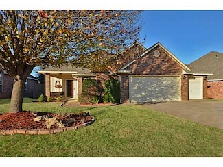 1913 Del Simmons Dr, Edmond, OK 73003