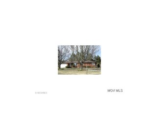 565 Sandhill Rd, Marietta, OH 45750