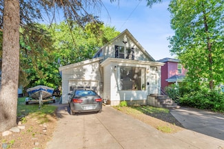 1140 8th St N, Fargo, ND 58102