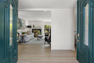 59 Shuey Dr, Moraga, CA 94556
