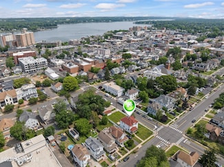 42 Chestnut St, Red Bank, NJ 07701