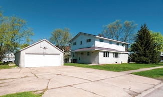 212 E 5th St, Marshfield, WI 54449