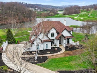 2012 W Grove Dr, Gibsonia, PA 15044