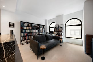 130 William St Unit 10D, New York, NY 10038