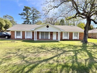 101 S Weir Ave, Bunkie, LA 71322
