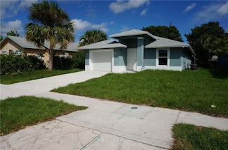 631 45th St, West Palm Beach, FL 33407