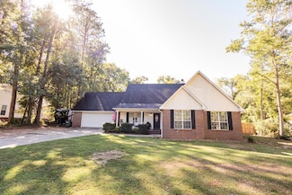 37 Cherokee Cir, Thomasville, GA 31757