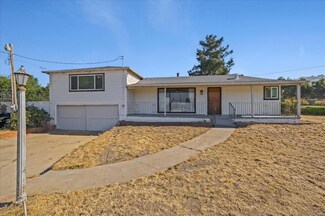 125 Hecker Pass Rd, Watsonville, CA 95076