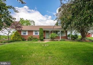 68 Swissdale Rd, Bernville, PA 19506