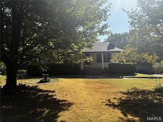 410 Argent Ave, Saint Louis, MO 63135