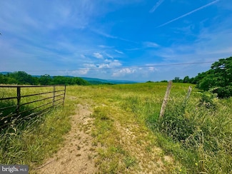 1192 Kites Rd, Dorcas, WV 26847