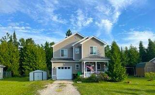640 W Spring St, St. Ignace, MI 49781