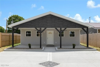 10154 Sycamore St, Byesville, OH 43723