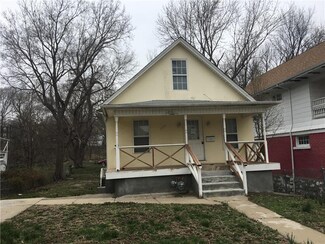 318 N Clinton Place, Kansas City, MO 64123