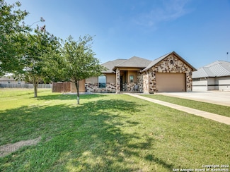 1741 Stone Haven, Pleasanton, TX 78064