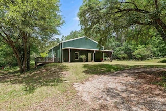 6781 Generals Ln, Pace, FL 32571