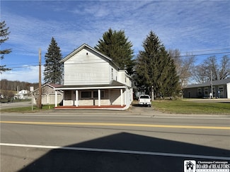 5456 E Lake Rd, Dewittville, NY 14728